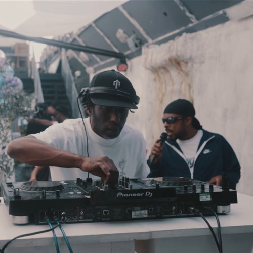 Bobby Noodlez & Benny Random | Aura In Motion