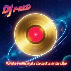 Novinha Profissional x The book is on the table