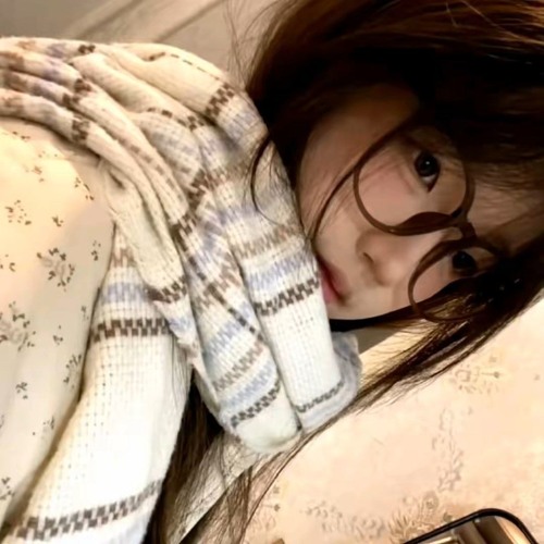 Nếu Anh Chưa Quên Tình Cũ Thì Mình Chia Tay - Remix