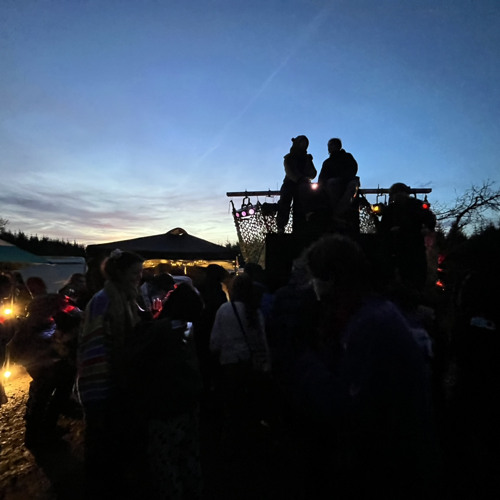 SUNRISE IN THE SHUTDOWN FOREST(mix)