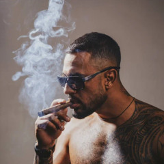 WORSHIP PENIS KEEP YOUR MIND COMPLETEY ON PENIS