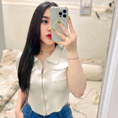 HOLD IT TOGETHER FEAT DJ ALISYA