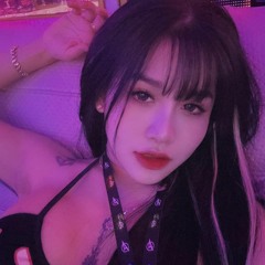 NONSTOP Hoa Cỏ Lau - Khóc Ở Trong Club - Suz