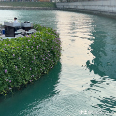 صبرت ونلتْ يا قلبِي، وجَاك اللّي أنتَ تحلَمْ فِيه