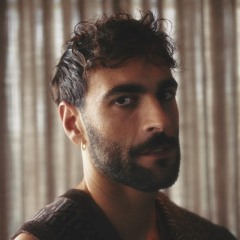 ManDarE TuTto All'aRIA Marco Mengoni Non è normale che ci siamo persi, mhm