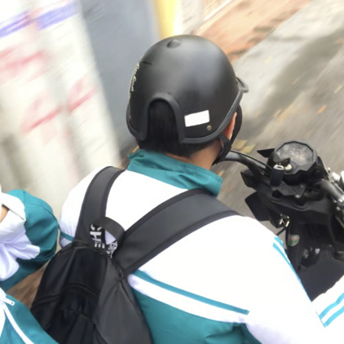 Khánh đang đi bắt con sóc 🐿️
