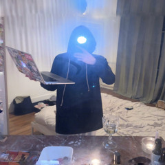01 mix_with_a_laptop_and_a_jbl_go_3