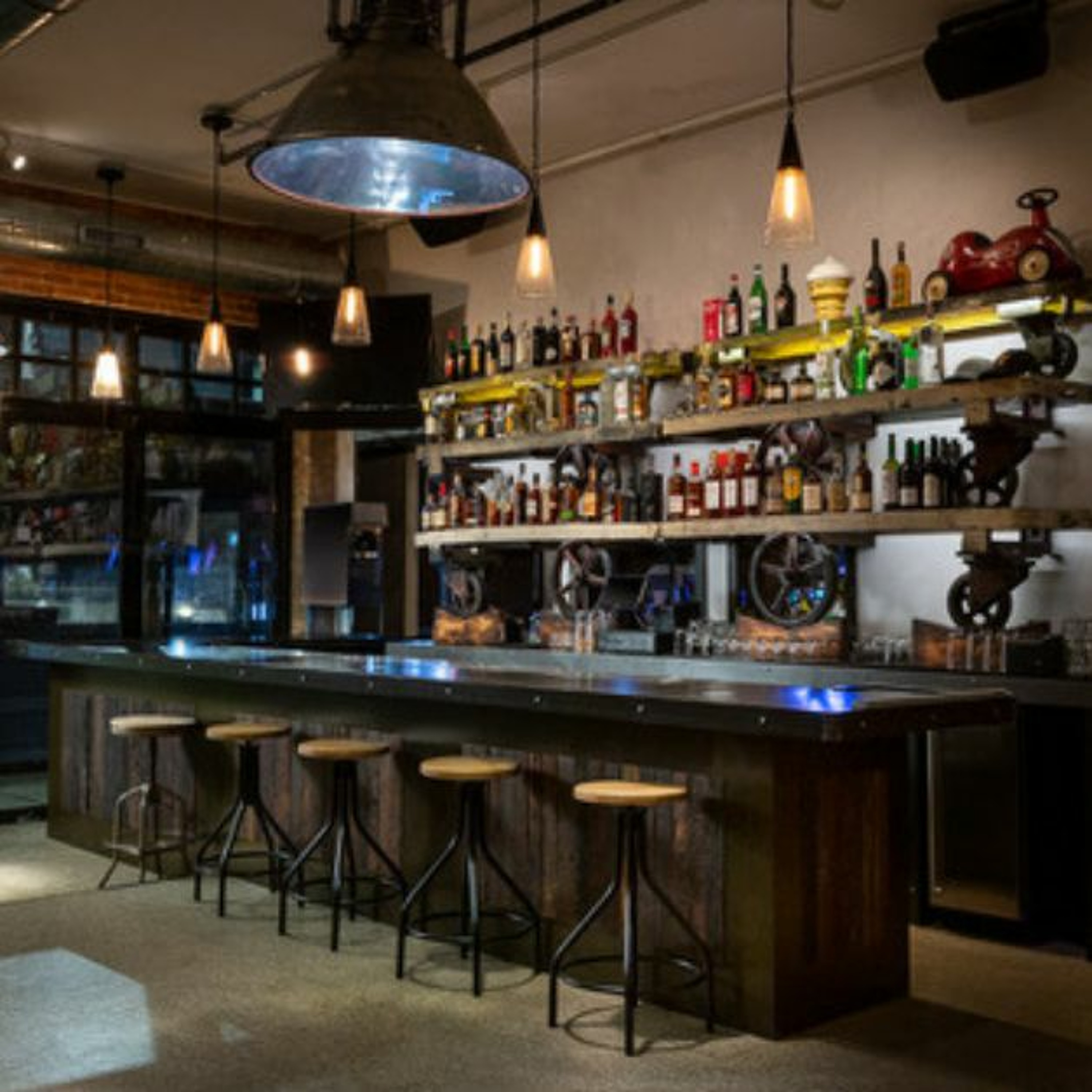 237. Hospitality Impresario James Geier Dishes on his Hot Restaurant