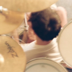 ROYL (Feat. Leah Elsie)