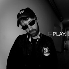 PLAY. Podcast 070 - F141