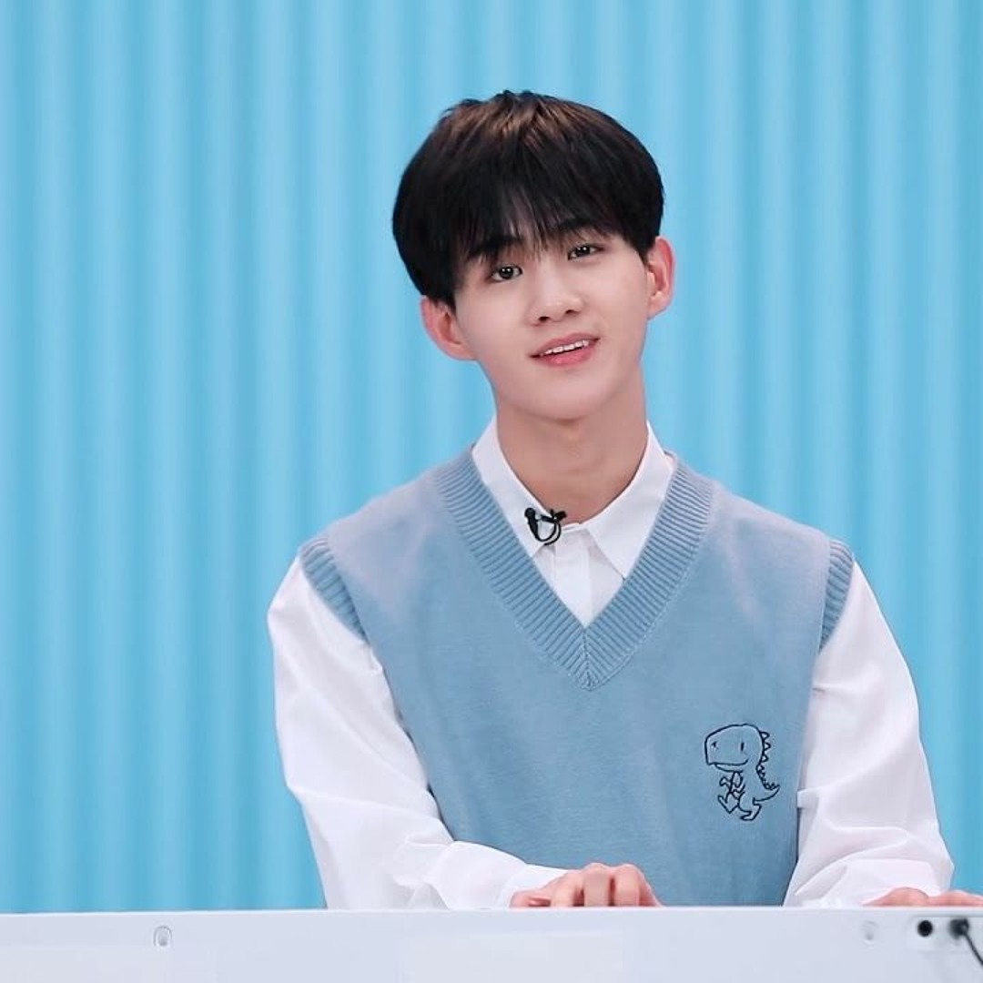 artworks-YLNK76UFYeGKRvr7-