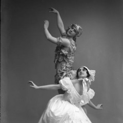 Pas De Deux