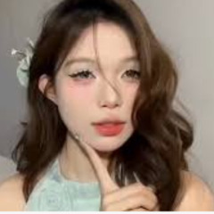 Clip Bé Gái Áo Đen Nhảy (Âm Thanh Viral TikTok 2025)