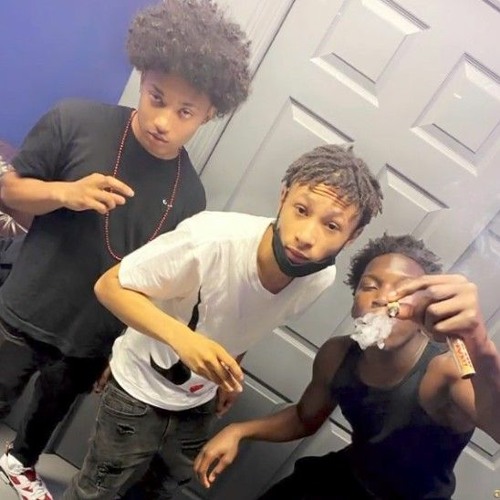 OUTSIDE ft. Hazznmd x Karti Bugatti
