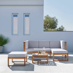 Chill.Out.In.The.Lounge