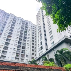 Khu Dân Cư_Hẻm Vắng, Ít Người, Tiếng Vọng Từ Chung Cư