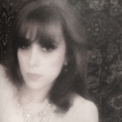 فيروز يا ساحر العينين