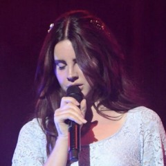 Body Electric (Live) ITunes Festival 2012 - Lana Del Rey