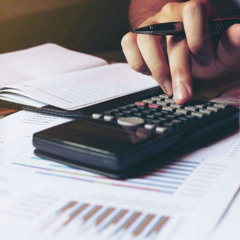 What Is a Financial Planning Specialist and How Can They Improve Your Finances?