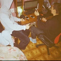 AKT - NASAMOMDELE