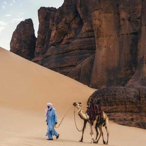 أعينيَّ جُودا ولا تجمُدا _ بصوت أحمد الطبيب