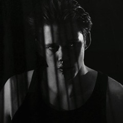 SEVEN MINUTES IN HEAVEN