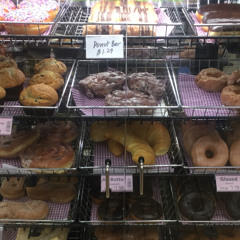 Llamas & Donuts (feat. Kenny Beats)