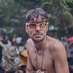 Zwischenfestival mit Laptophuddel