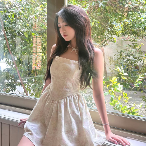 Không Lấy Được Vợ Remix - Ngày Em Bước Theo Chồng Nắng Vẫn Hồng Remix 2025