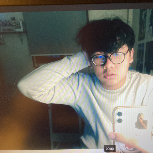 Her fav artist name arigatohk