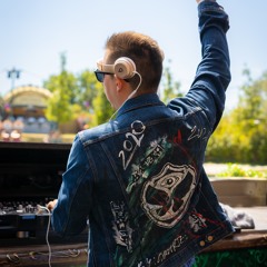 Tomorrowland Yearmix