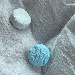 i guess - throatslit . w/ no_traction