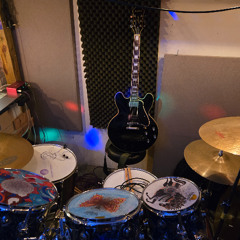 Pretty Drone Thurs Sep 4 2025 - Lower Drums, Higher Backing Vox