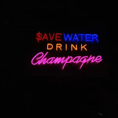 Eniig sonsohoor taichigch sanaand orood bn