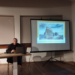 Charla con FERNANDO ALCALDE, autor de "El batallón olvidado. El 103º batallón de trabajadores y el asalto al Fuerte Carchuna"