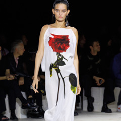 Alexander McQueen Fall/Winter 2022 - 2023 NYC