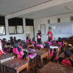 Musikalisasi Puisi berjudul Pahlawan Pendidikan (Puisi dari google)