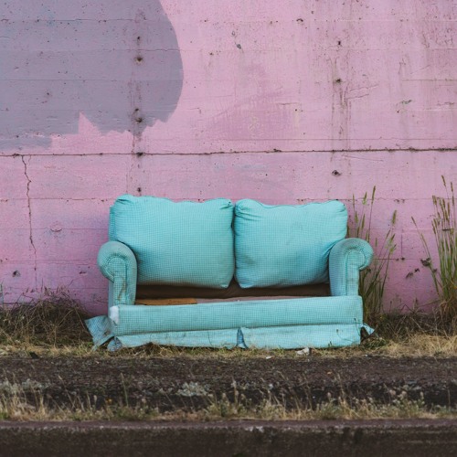 couchsurfing