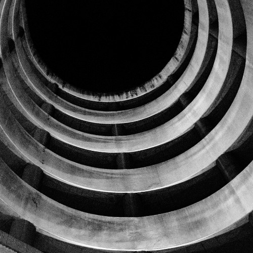 SINDEX PREMIERE: SWRD - Synaptic Drive [ITNARCRDS010]