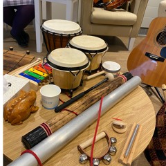 Noisy metal bell thing and other percussion.