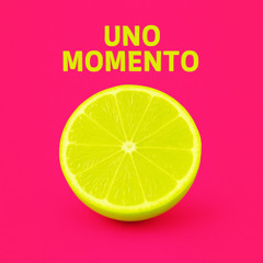 Uno Momento