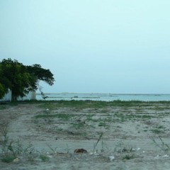 عائِدٌ ميّتي إليّ