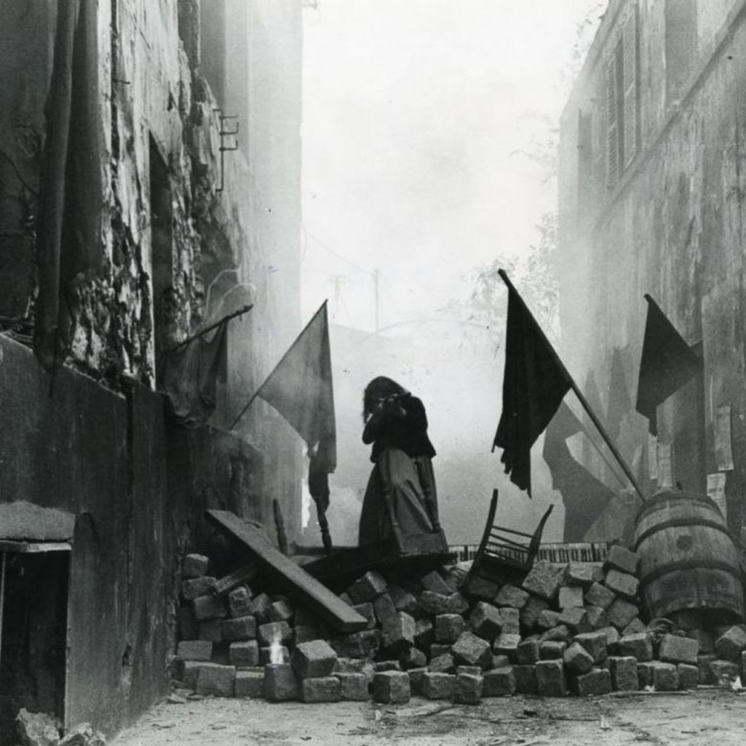 LA RADIO RADIEUSE S'EN VA AUX BARRICADES