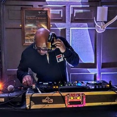 DJ Fox 212-Journeys House music show pod -Gr Ldn radio 16-8-25