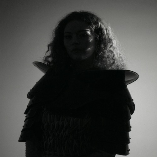 Daneshevskaya - Somewhere In The Middle