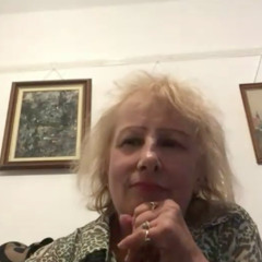 Maria Emilov - Fine artist and photographer