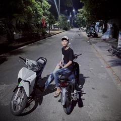 khóc Huynh đệ ơi -Thái HoàngCMZ0QEmCtdN8.128.mp3