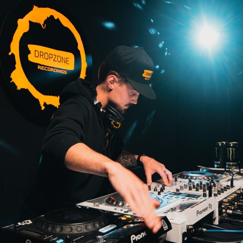 🎧 MIQ @ DROPZONE!