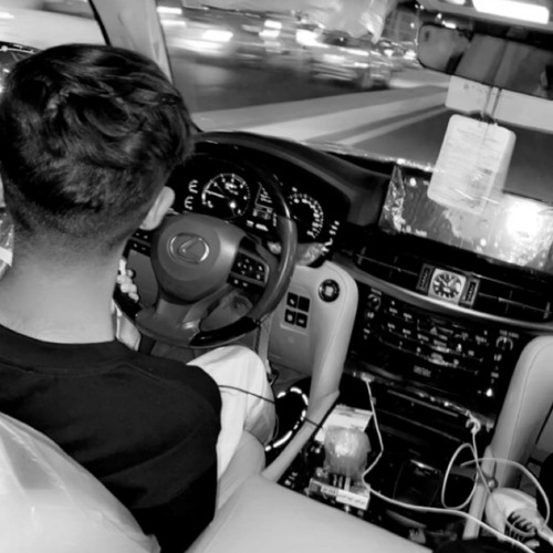 ‎⁨الله يعوضك بغيري ..⁩