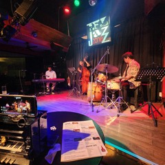 Chopin Vals In C#m live at Jazz Zone